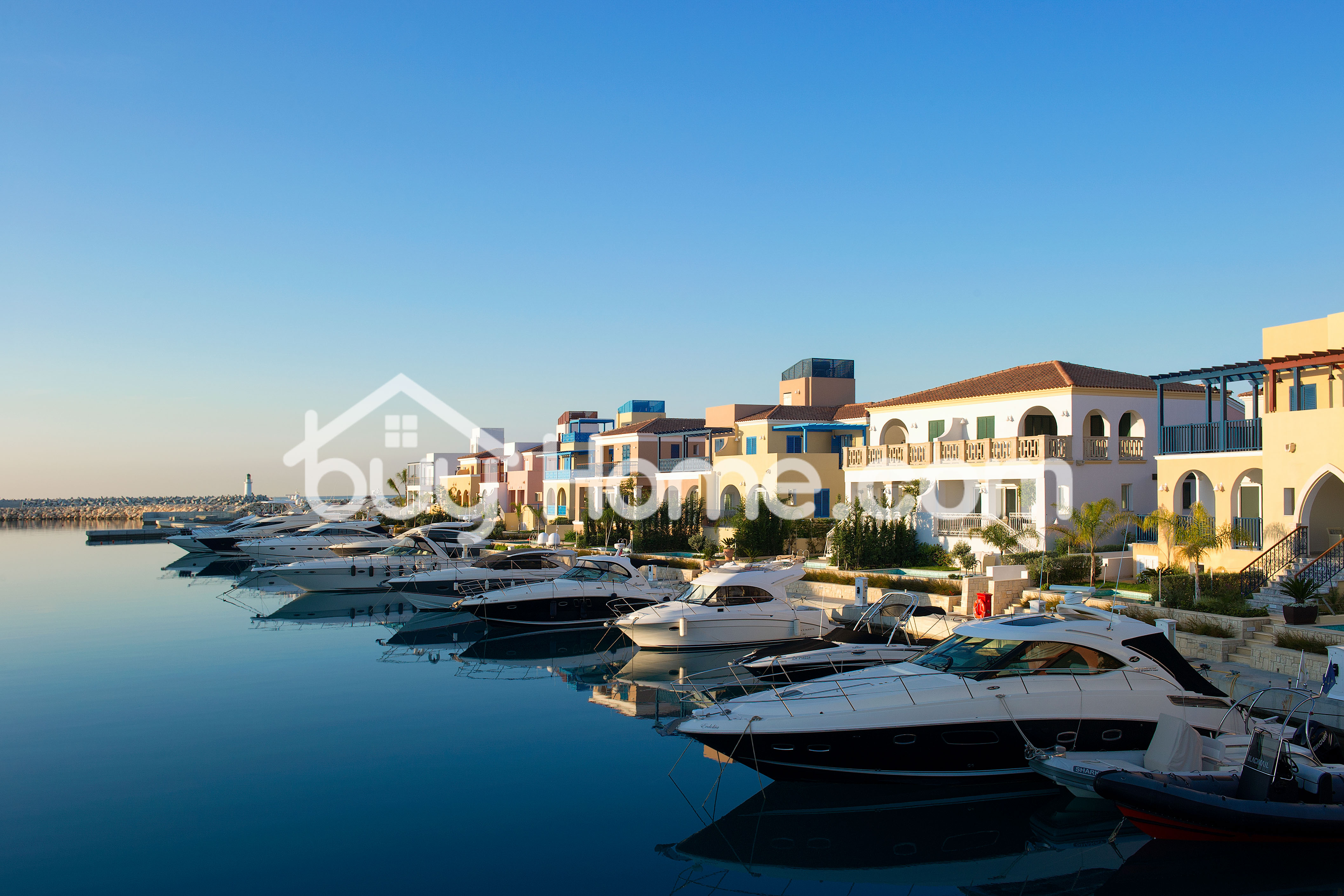 Absolute Luxury Waterfront Apartments | Buy Home 