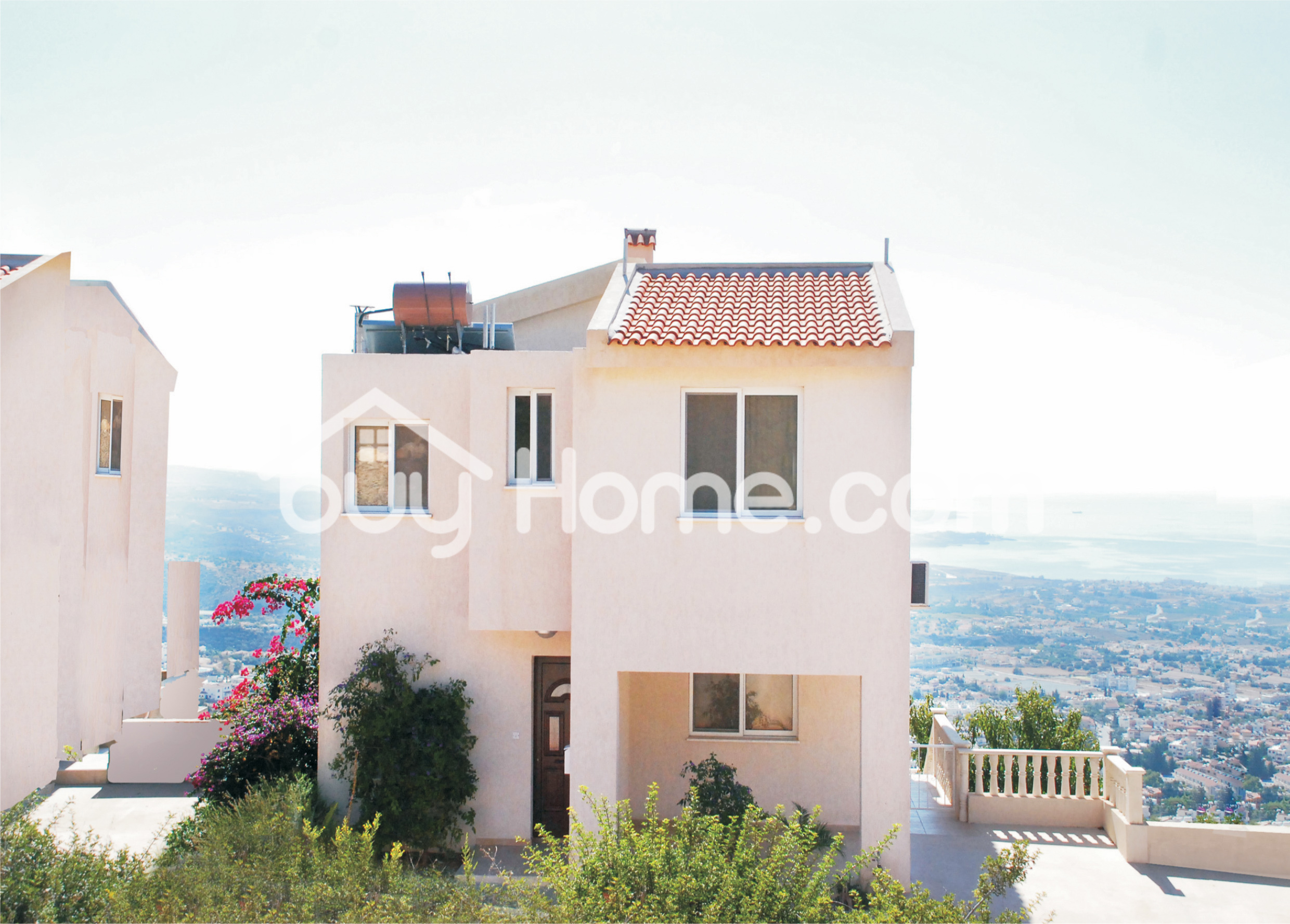 Large Dual Occupancy Villa with Stunning Views | BuyHome